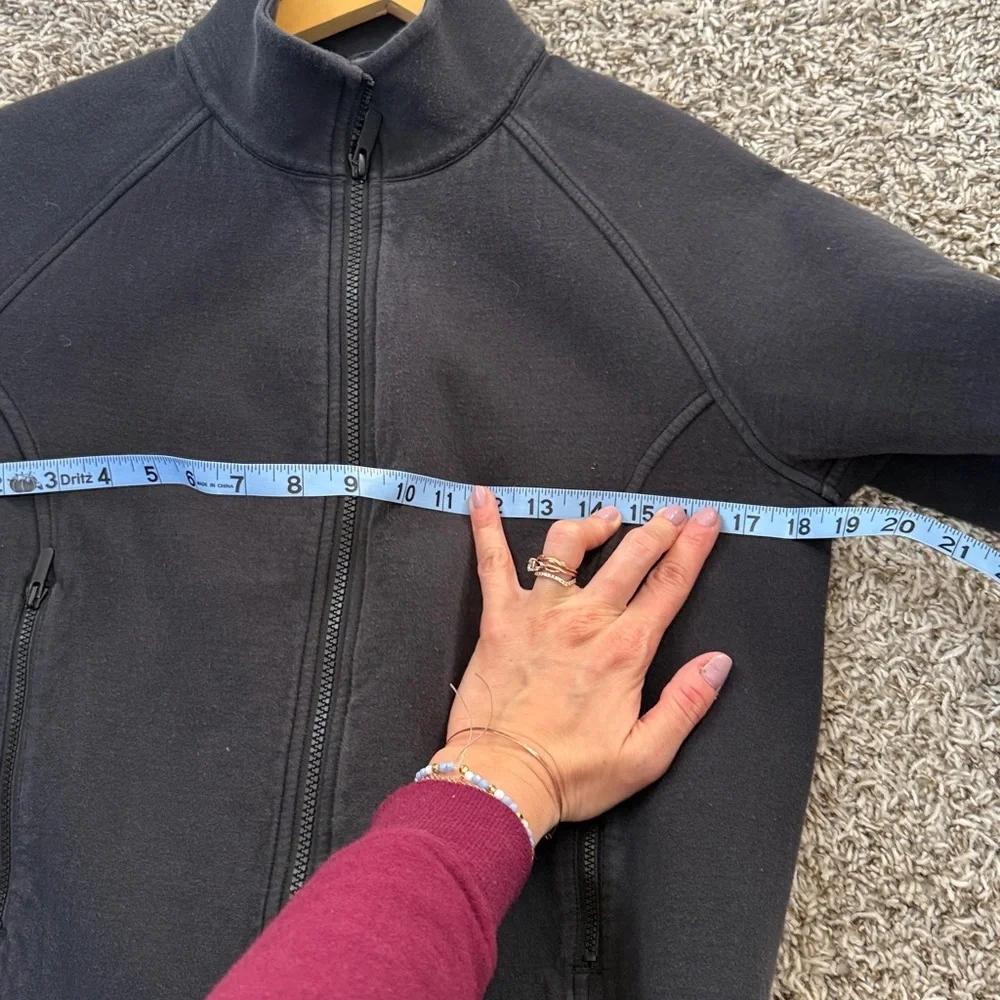 Lululemon Zip-Up Jacket Fitted Black size 8 Medium - Picture 9 of 11